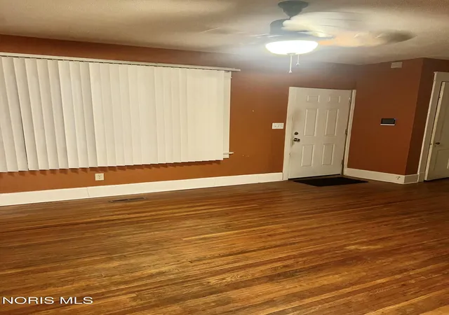 Photo 2 of Single family home for sale at 1722 Upton Ave, Toledo, OH 43607 | MLS# 10014229 | Listing updated on 2026-10-21