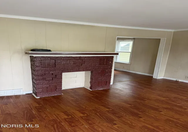 Photo 2 of Single family home for sale at 1656 Shady Dr, Toledo, OH 43612 | MLS# 10014276 | Listing updated on 2026-10-22