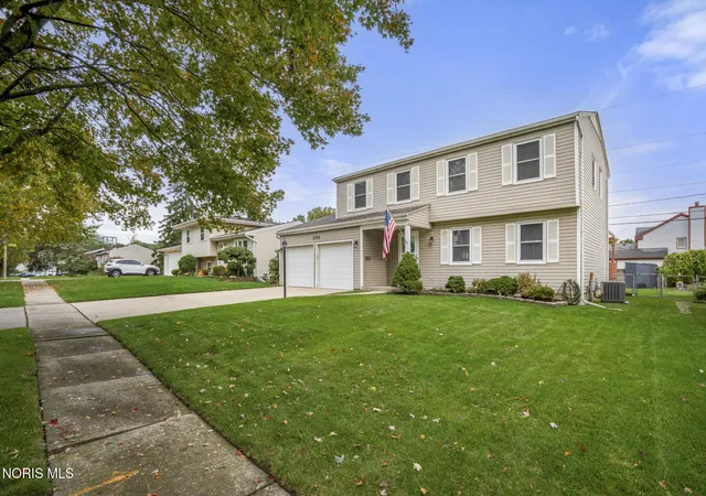 Photo 2 of Sale Pending at 1792 Bucklew Dr, Toledo, OH 43613 | MLS# 10014260 | Listing updated on 2026-10-18
