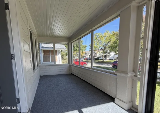Photo 2 of Single family home for sale at 606 Colima Dr, Toledo, OH 43609 | MLS# 10014268 | Listing updated on 2026-10-16