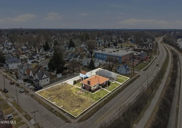 Photo 3 of Land for sale at 4 Nevada St, Toledo, OH 43605 | MLS# 10014272 | Listing updated on 2026-10-04