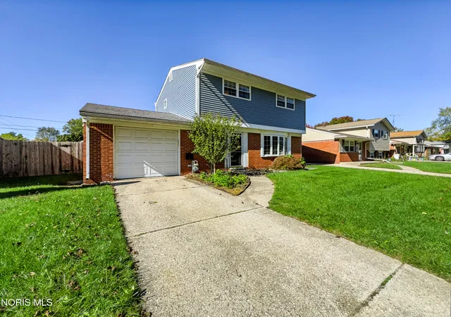 Photo 2 of Single family home for sale at 342 S Harefoote St, Holland, OH 43528 | MLS# 10014323 | Listing updated on 2026-10-26