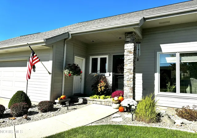 Photo 1 of Single family home for sale at 910 Cardinal Dr, Bryan, OH 43506 | MLS# 10014318 | Listing updated on 2026-10-19