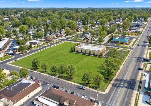 Photo 2 of Land for sale at 5720 Secor Rd, Toledo, OH 43623 | MLS# 10014314 | Listing updated on 2026-10-12