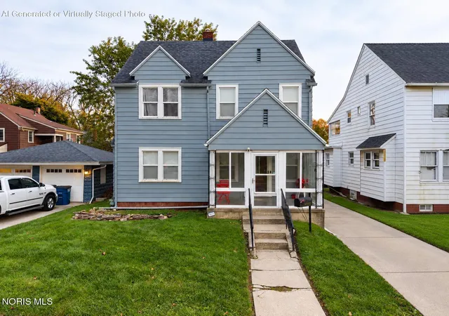 Photo 2 of Single family home for sale at 1411 Craigwood Rd, Toledo, OH 43612 | MLS# 10014357 | Listing updated on 2026-10-27