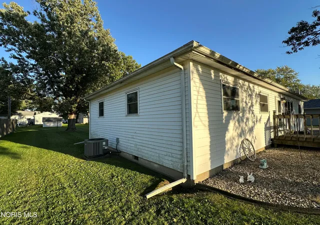 Photo 1 of Single family home for sale at 1222 Linden St, Montpelier, OH 43543 | MLS# 10014433 | Listing updated on 2026-10-08