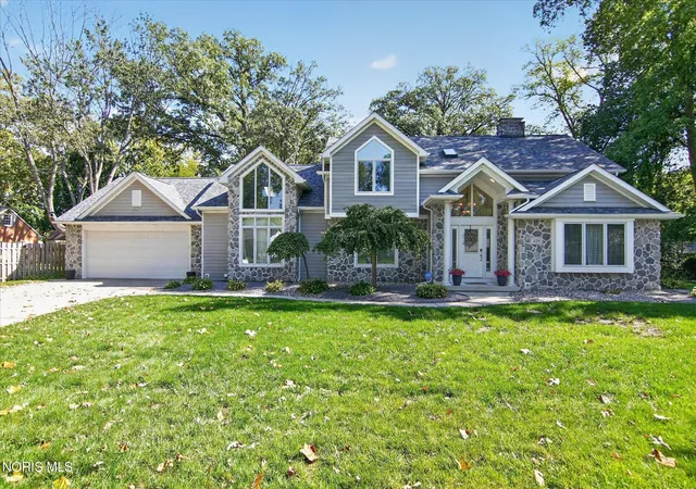 Photo 1 of Single family home for sale at 409 Newdale Dr, Bryan, OH 43506 | MLS# 10014440 | Listing updated on 2026-10-08