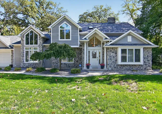 Photo 2 of Single family home for sale at 409 Newdale Dr, Bryan, OH 43506 | MLS# 10014440 | Listing updated on 2026-10-08