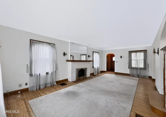 Photo 3 of Single family home for sale at 3847 Rushland Ave, Toledo, OH 43613 | MLS# 10014454 | Listing updated on 2026-10-23