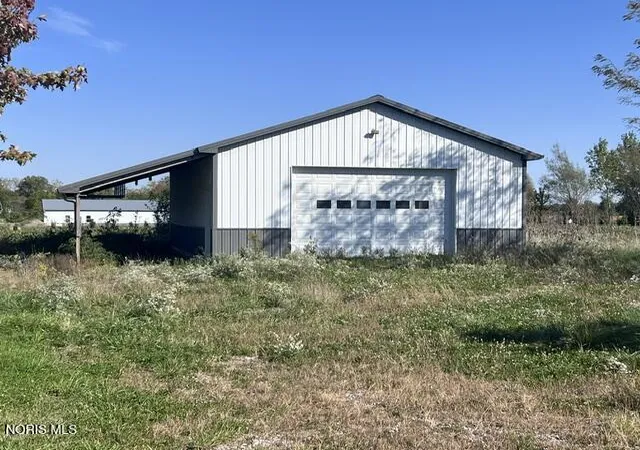 Photo 4 of Single family home for sale at 6273 Seevers Rd, Hicksville, OH 43526 | MLS# 10015034 | Listing updated on 2026-10-26