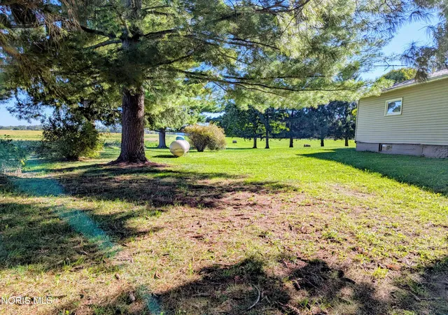 Photo 4 of Single family home for sale at 24381 Co Rd M, Fayette, OH 43521 | MLS# 10014498 | Listing updated on 2026-10-15