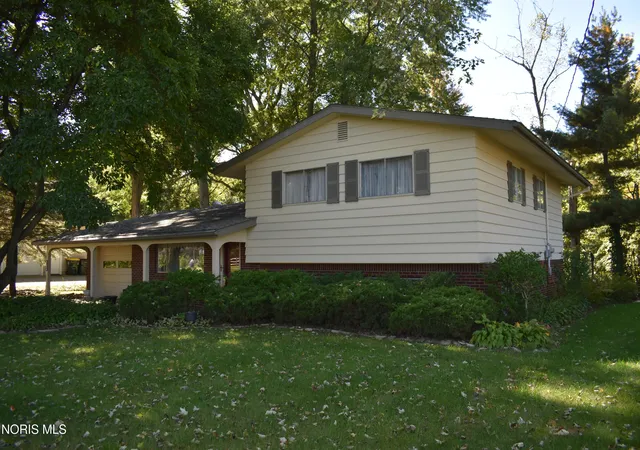 Photo 3 of Single family home for sale at 6510 Finzel Rd, Whitehouse, OH 43571 | MLS# 10014663 | Listing updated on 2026-10-13