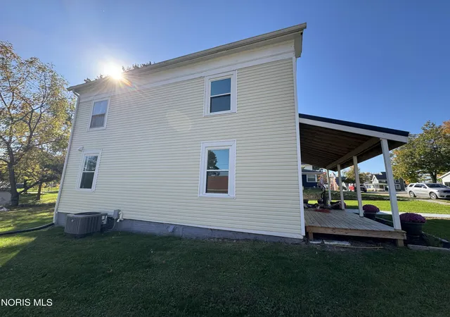 Photo 1 of Single family home for sale at 308 E North St, West Unity, OH 43570 | MLS# 10014451 | Listing updated on 2026-10-28