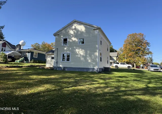 Photo 2 of Single family home for sale at 308 E North St, West Unity, OH 43570 | MLS# 10014451 | Listing updated on 2026-10-28