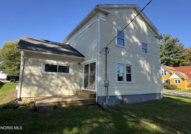 Photo 3 of Single family home for sale at 308 E North St, West Unity, OH 43570 | MLS# 10014451 | Listing updated on 2026-10-28