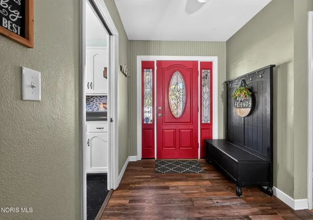 Photo 3 of Single family home for sale at 4739 Far Hills Rd, Toledo, OH 43623 | MLS# 10014494 | Listing updated on 2026-10-27