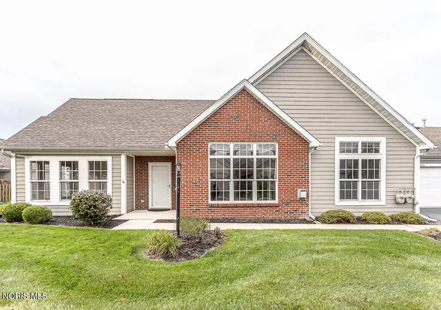 Photo 2 of Condo for sale at 7824 Greenville Xing, Waterville, OH 43566 | MLS# 10014553 | Listing updated on 2026-10-28