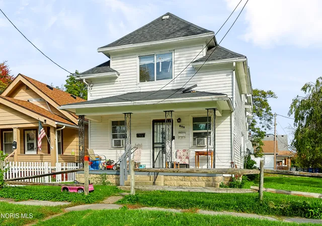 Photo 2 of Multi family home for sale at 3104 Franklin Ave, Toledo, OH 43608 | MLS# 10014564 | Listing updated on 2026-10-12