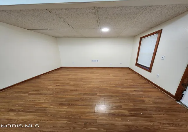 Photo 3 of Single family home for sale at 1720 Stahlwood Ave, Toledo, OH 43613 | MLS# 10014538 | Listing updated on 2026-10-10