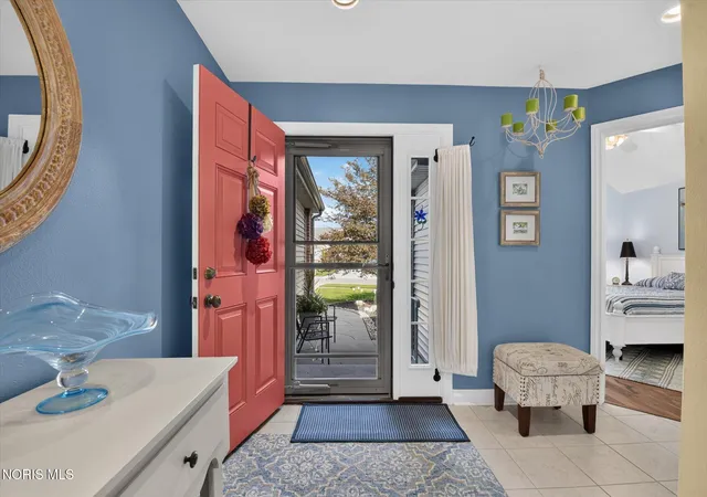 Photo 4 of Single family home for sale at 4240 E Crystal Ridge Dr, Maumee, OH 43537 | MLS# 10014561 | Listing updated on 2026-10-30