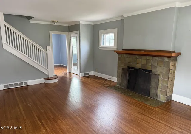 Photo 4 of Single family home for sale at 4131 Carthage Rd, Toledo, OH 43612 | MLS# 10014572 | Listing updated on 2026-10-25
