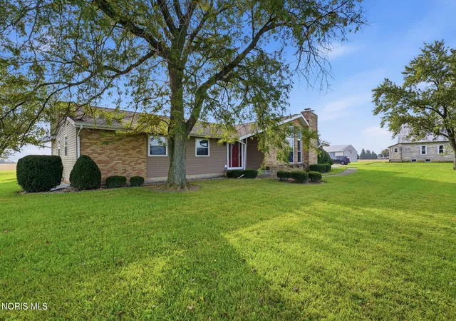 Photo 4 of Single family home for sale at 101 Ohio 18, Bloomdale, OH 44817 | MLS# 10014786 | Listing updated on 2026-10-16