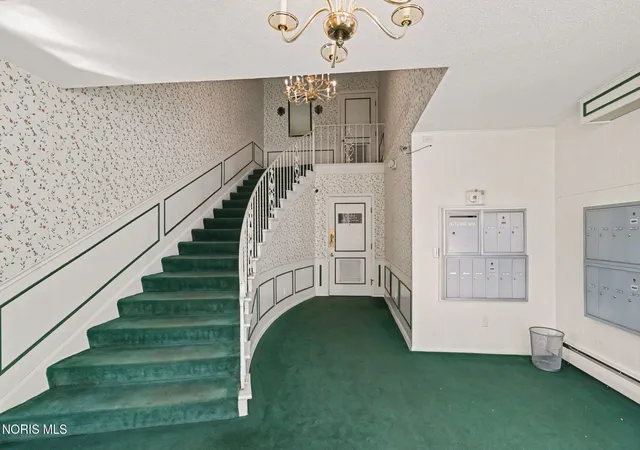 Photo 2 of Condo for sale at 3010 W Central Ave #215, Toledo, OH 43606 | MLS# 10014585 | Listing updated on 2026-10-12