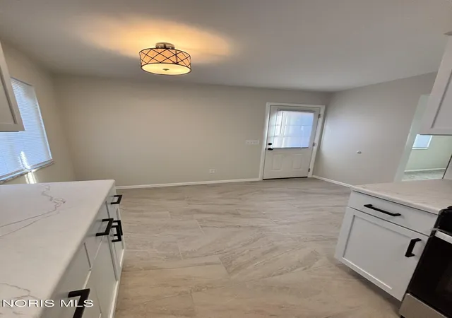 Photo 4 of Single family home for sale at 5510 San Paulo Dr, Toledo, OH 43612 | MLS# 10014645 | Listing updated on 2026-10-27