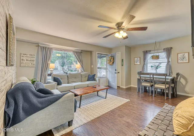 Photo 3 of Single family home for sale at 3902 Orono Dr, Toledo, OH 43614 | MLS# 10014762 | Listing updated on 2026-10-21