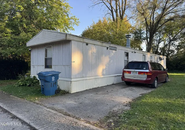 Photo 2 of Sale Pending at 7519 Dorr St #119, Toledo, OH 43615 | MLS# 10014628 | Listing updated on 2026-10-21