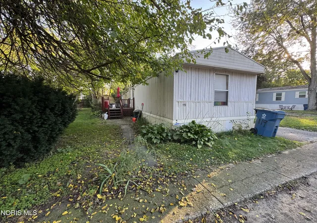 Photo 3 of Sale Pending at 7519 Dorr St #119, Toledo, OH 43615 | MLS# 10014628 | Listing updated on 2026-10-21