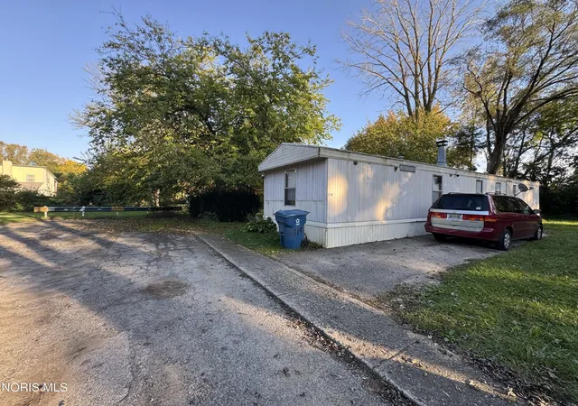 Photo 3 of Sale Pending at 7519 Dorr St #119, Toledo, OH 43615 | MLS# 10014628 | Listing updated on 2026-10-21