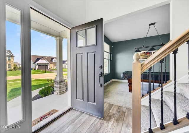 Photo 3 of Single family home for sale at 4956 Buckeye Dr, Maumee, OH 43537 | MLS# 10014665 | Listing updated on 2026-10-28