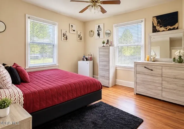 Photo 3 of Single family home for sale at 1923 Perth St, Toledo, OH 43607 | MLS# 10014725 | Listing updated on 2026-10-22