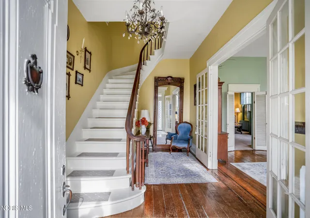 Photo 2 of Sale Pending at 205 W Broadway St, Maumee, OH 43537 | MLS# 10014675 | Listing updated on 2026-10-20