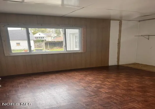 Photo 3 of House for sale at 2538 Broadway St, Toledo, OH 43609 | MLS# 10014908 | Listing updated on 2026-10-26