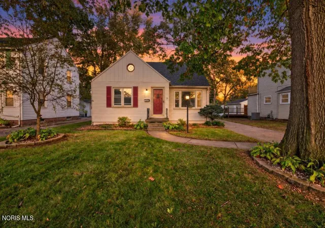 Photo 2 of Single family home for sale at 4818 Harvest Ln, Toledo, OH 43623 | MLS# 10014673 | Listing updated on 2026-10-15