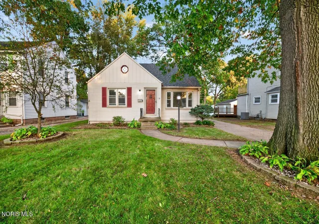 Photo 3 of Single family home for sale at 4818 Harvest Ln, Toledo, OH 43623 | MLS# 10014673 | Listing updated on 2026-10-15