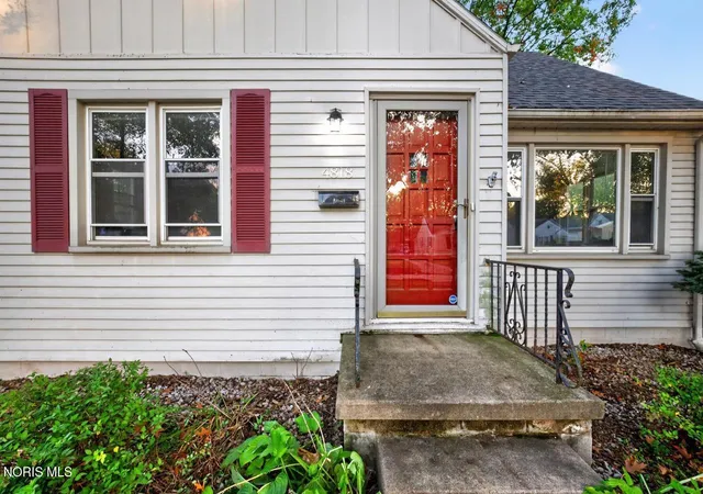Photo 4 of Single family home for sale at 4818 Harvest Ln, Toledo, OH 43623 | MLS# 10014673 | Listing updated on 2026-10-15