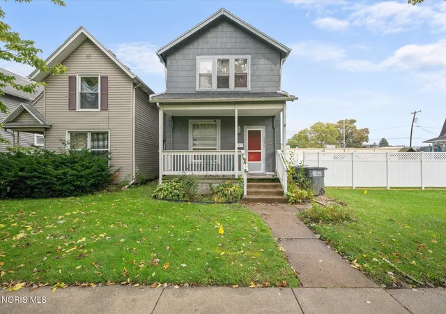 Photo 3 of Multi family home for sale at 607 Forsythe St, Toledo, OH 43605 | MLS# 10014927 | Listing updated on 2026-10-26