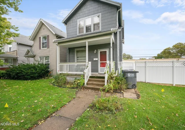 Photo 3 of House for sale at 607 Forsythe St, Toledo, OH 43605 | MLS# 10014927 | Listing updated on 2026-10-26