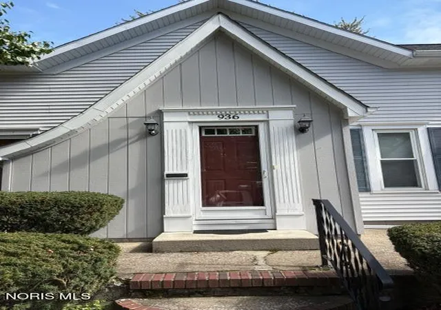 Photo 2 of Single family home for sale at 936 Haley Ave, Napoleon, OH 43545 | MLS# 10014678 | Listing updated on 2026-10-14
