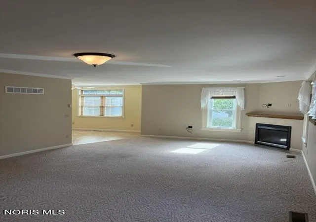Photo 4 of Single family home for sale at 936 Haley Ave, Napoleon, OH 43545 | MLS# 10014678 | Listing updated on 2026-10-14
