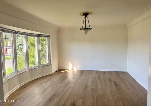 Photo 2 of Condo for sale at 2130 Richards Rd #3, Ottawa Hills, OH 43606 | MLS# 10014780 | Listing updated on 2026-10-15
