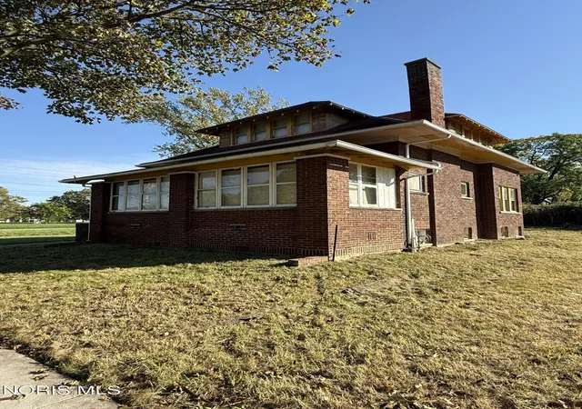 Photo 3 of Single family home for sale at 513 Belmont Ave, Toledo, OH 43604 | MLS# 10014688 | Listing updated on 2026-10-14