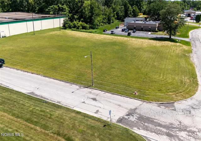 Photo 2 of Land for sale at 243 Arco Dr, Toledo, OH 43607 | MLS# 10014729 | Listing updated on 2026-10-14