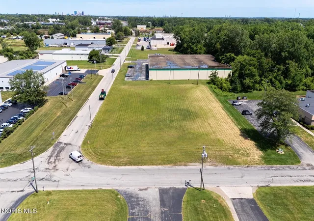 Photo 3 of Land for sale at 243 Arco Dr, Toledo, OH 43607 | MLS# 10014729 | Listing updated on 2026-10-14