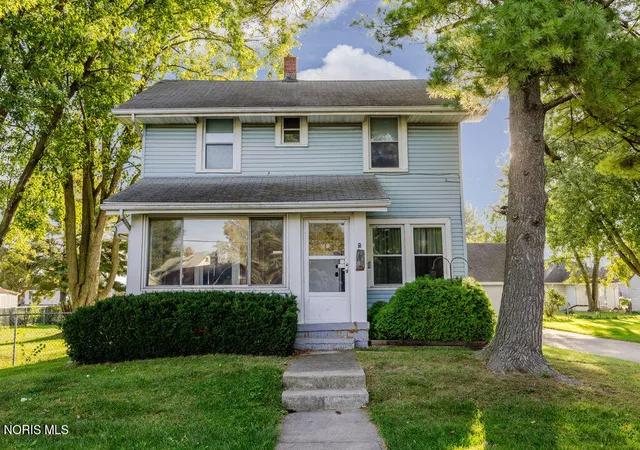 Photo 1 of Single family home for sale at 735 Gould St, Northwood, OH 43619 | MLS# 10014699 | Listing updated on 2026-10-14