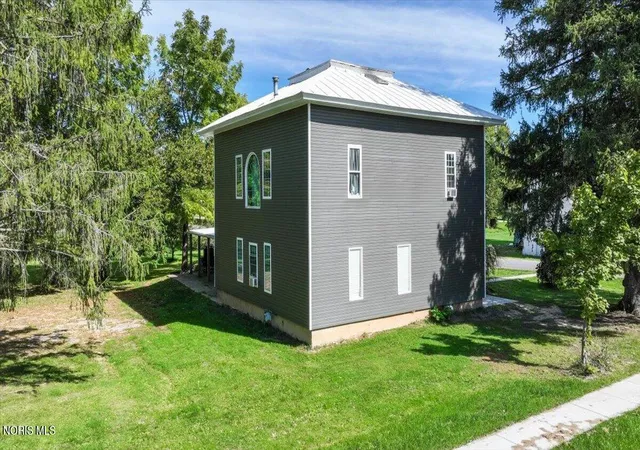 Photo 4 of Single family home for sale at 301 N Gorham St, Fayette, OH 43521 | MLS# 10014863 | Listing updated on 2026-10-16