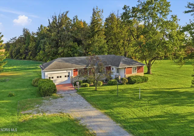 Photo 4 of Sale Pending at 18445 Oh 114, Grover Hill, OH 45849 | MLS# 10014719 | Listing updated on 2026-10-26